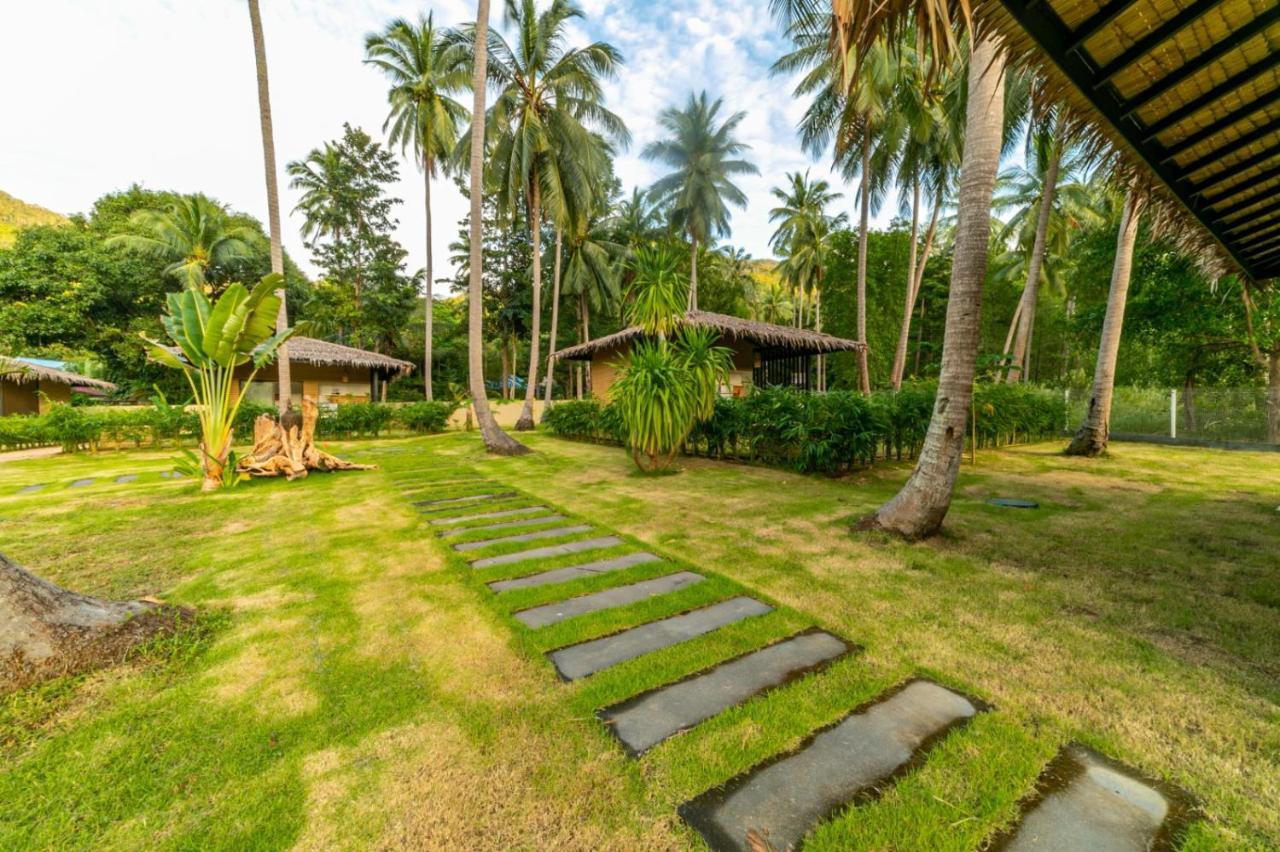 צ'לוקלום Suan Residence - Exotic And Contemporary Bungalows With Private Pool מראה חיצוני תמונה